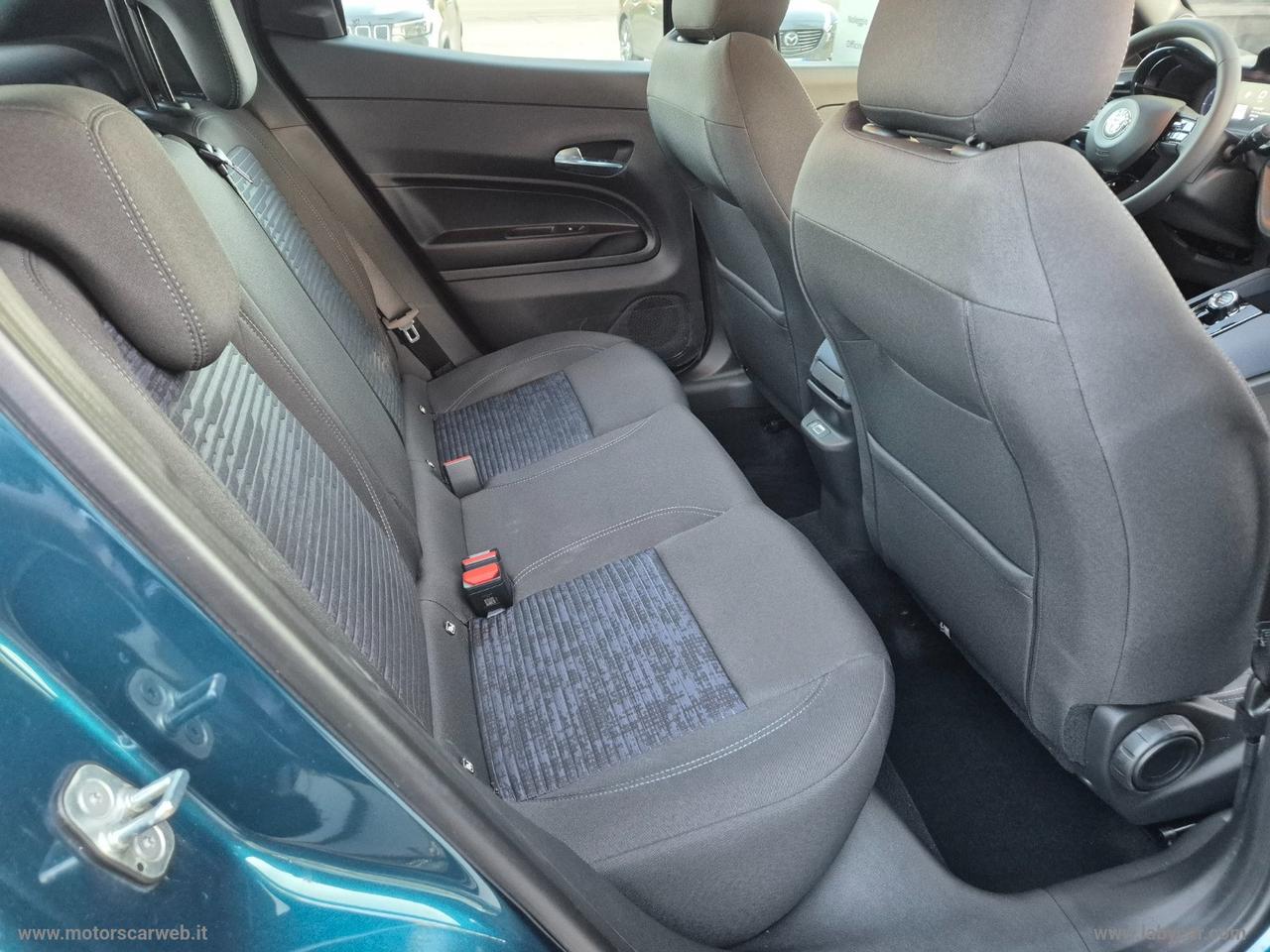ALFA ROMEO Junior 1.2 145 CV Hybrid eDCT6