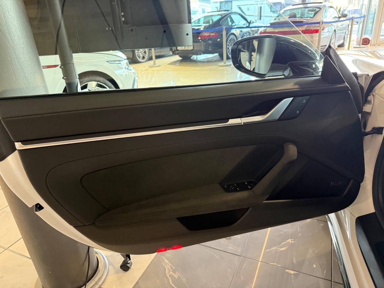 Porsche 992 Carrera GTS