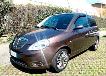 Lancia Ypsilon 1.2 Versus