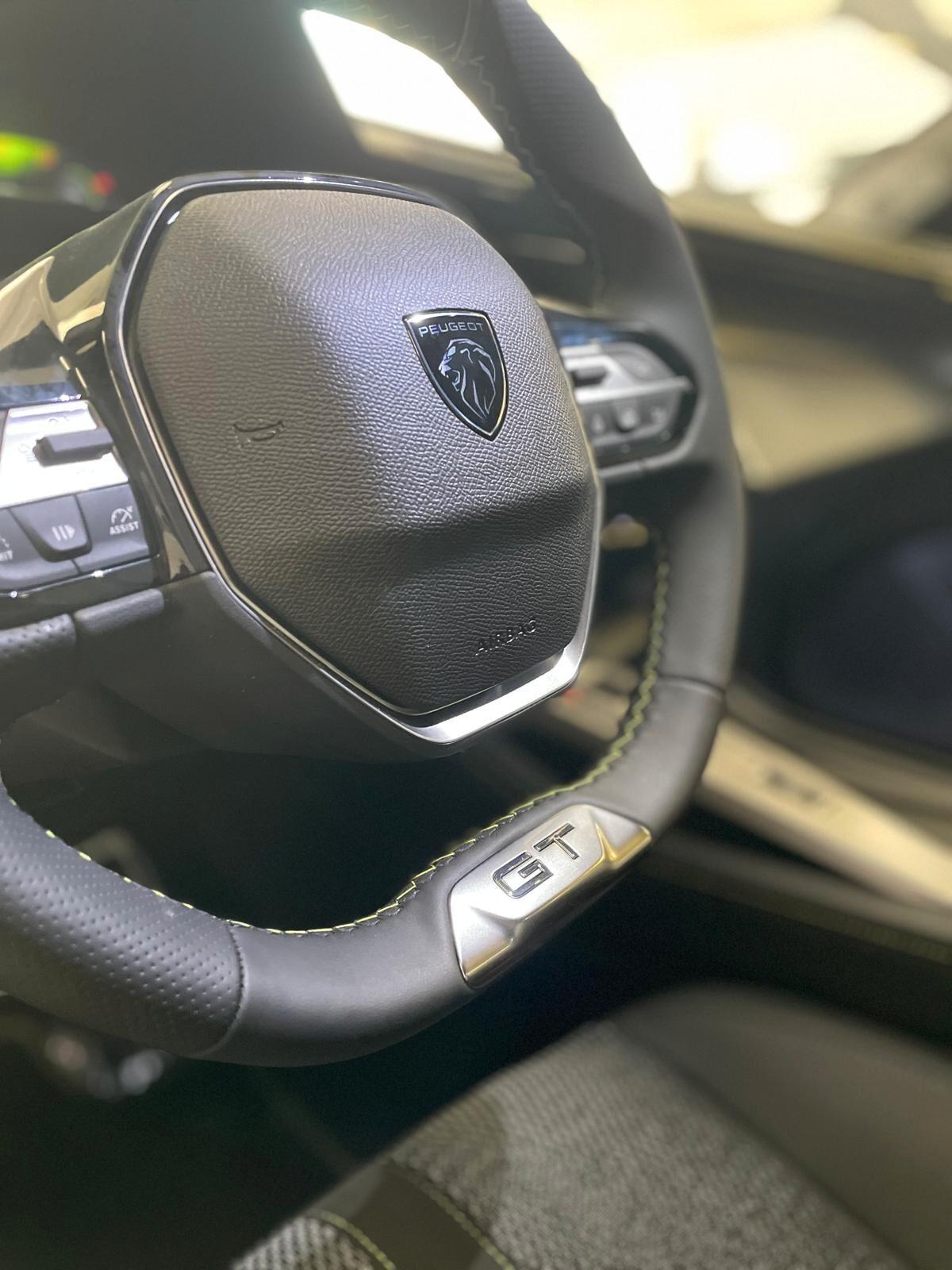 Peugeot 308 Hybrid 145 e-DCS6 GT