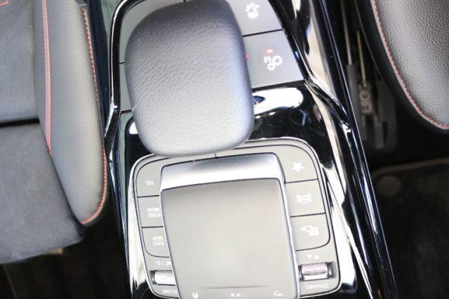 MERCEDES-BENZ A 35 AMG 4Matic