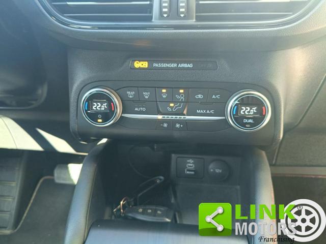 FORD Kuga 2.5 Full Hybrid 190 CVT 2WD ST-Line Design