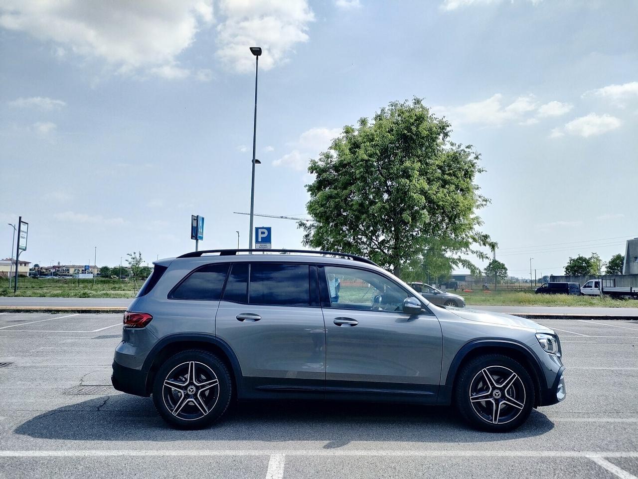 MERCEDES BENZ GLB 200 d Premium auto