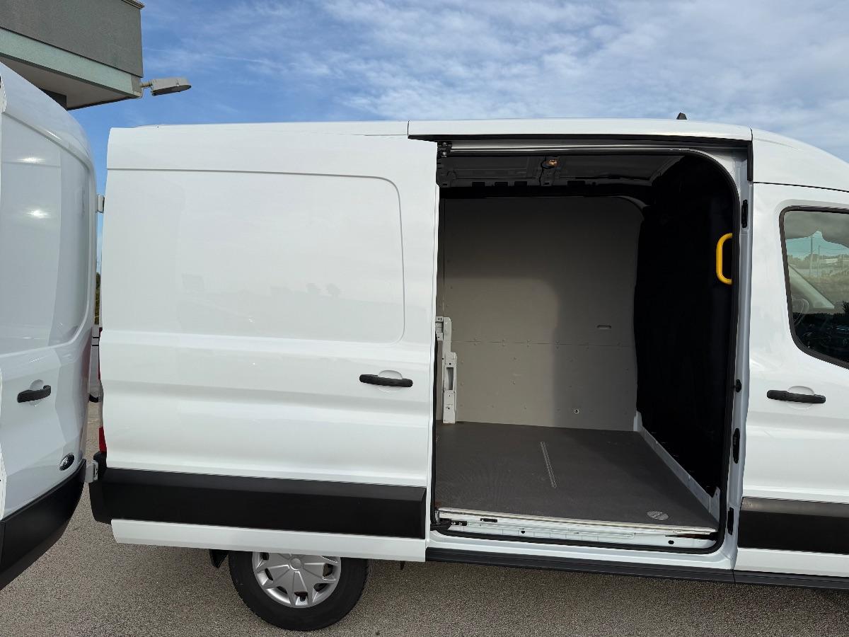 FORD TRANSIT 350 2.0 TDCI 130 C.V. TREND L2 H2