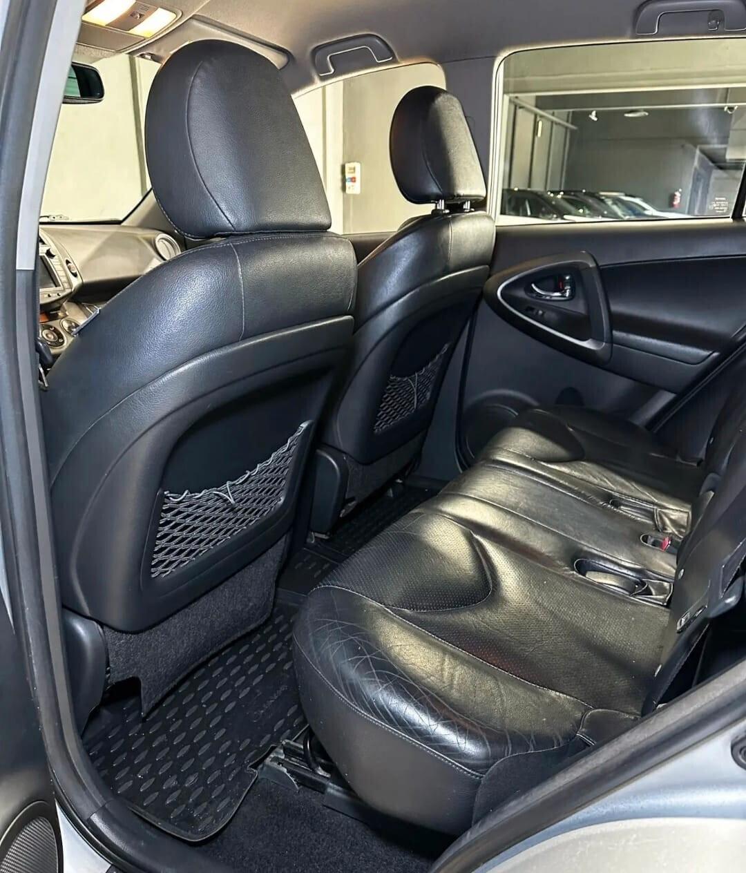Toyota RAV 4 RAV4 Crossover 2.2 D-4D 150 CV DPF Luxury