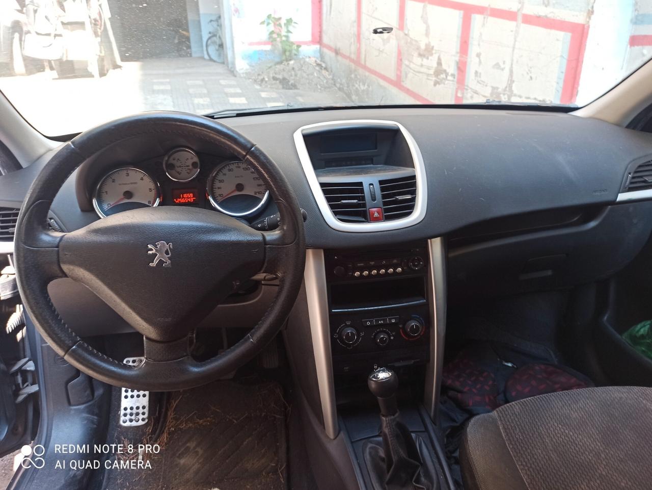 Peugeot 207 1.6 8V HDi 93CV SW Ciel Allure