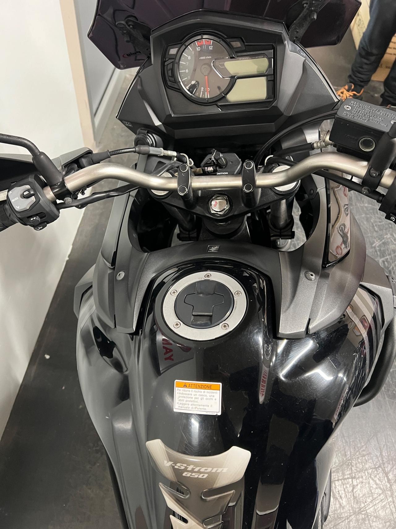 Suzuki V Strom DL 650 Sport adventure tourer