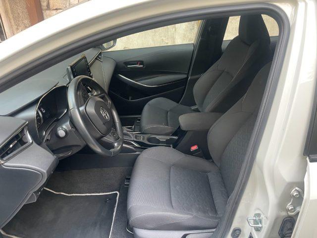 TOYOTA Corolla Touring Sports 1.8 Hybrid Business