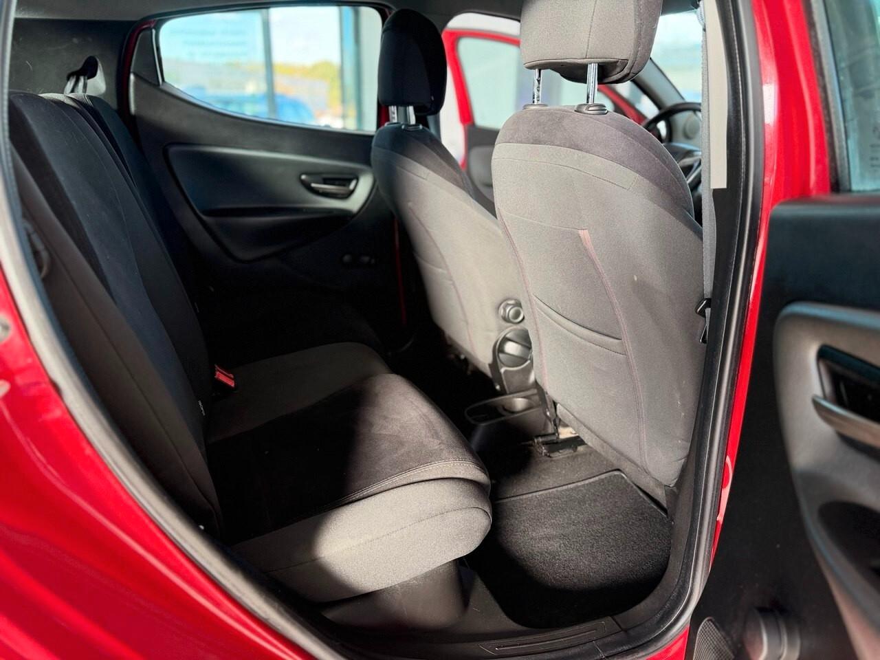 Lancia Ypsilon 1.3 MJT 16V 95 CV 5 porte S&S Platinum