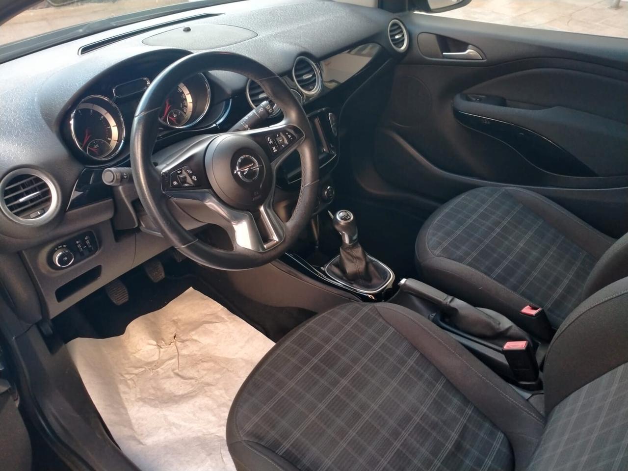 Opel Adam 1.2 70 cv Jam Neopatentati