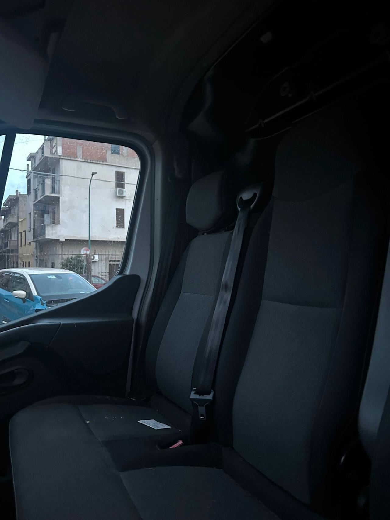 Renault Master T35 2.3 dCi 180 PM-TN Pianale Cabinato Energy Ice