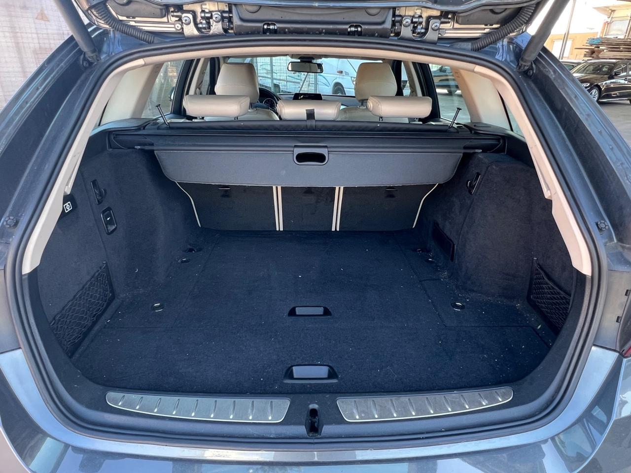 Bmw 320d Touring Luxury Molto bella possibile Finanziare