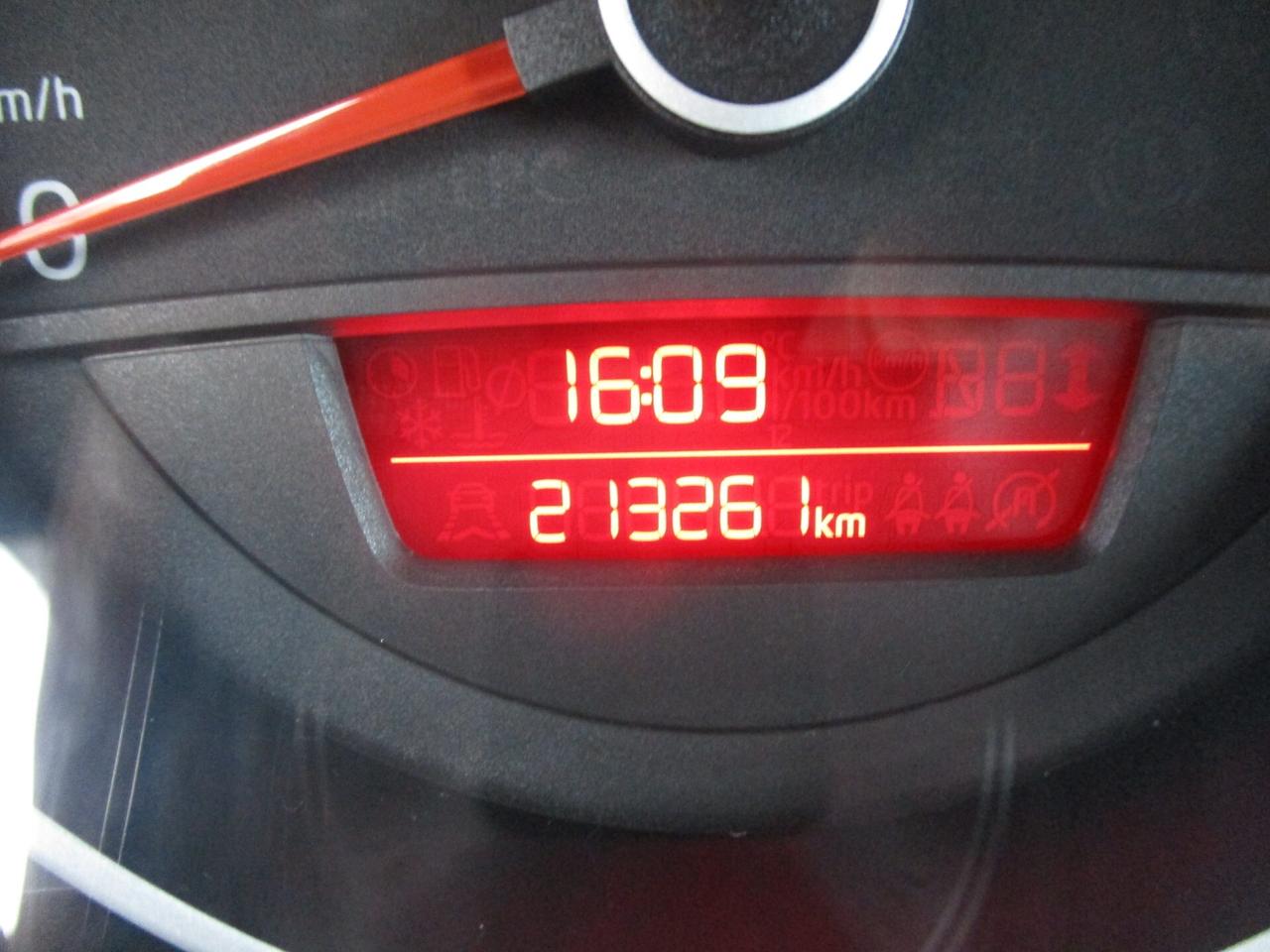 Volkswagen up! 1.0 75 CV MOLTO BELLA