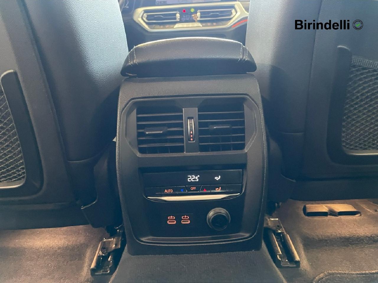 BMW Serie 3(G20/1-80/1) - 320d Luxury