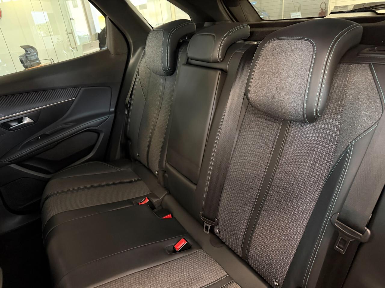 Peugeot 3008 BlueHDi 130 S&S EAT8 Allure Pack