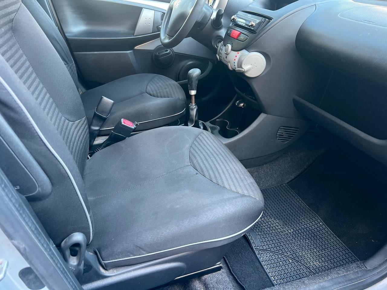 PEUGEOT 107 1.0 68cv 5p ACTIVE NEOPATENTATI