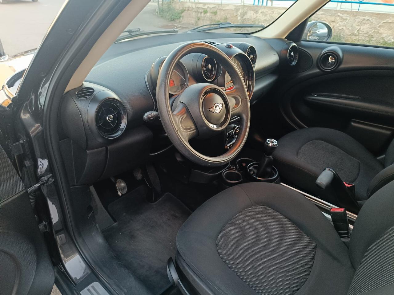 Mini Cooper D Countryman 1.6 2015 solo 129.000 Km.