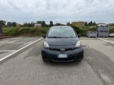 Toyota Aygo 1.0 12V VVT-i 5 porte Deep Ocean Connect