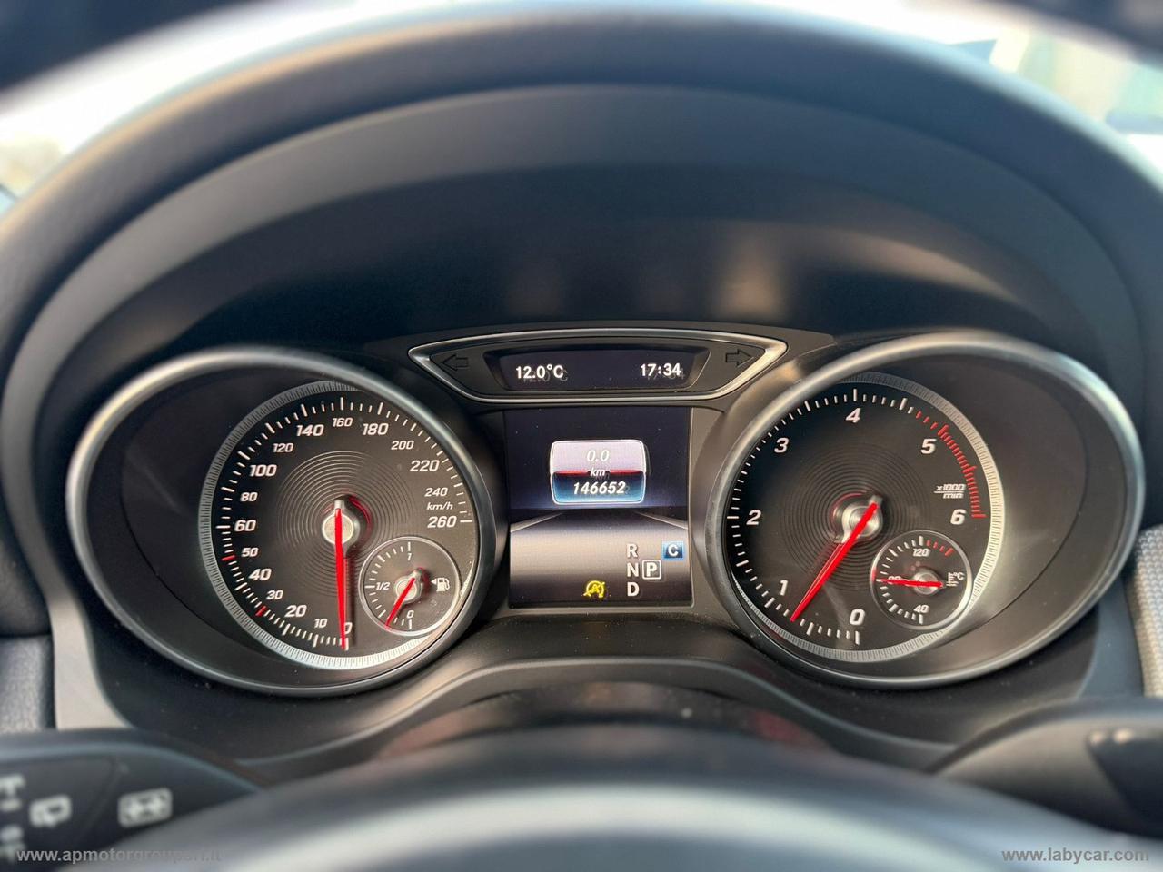 MERCEDES-BENZ GLA 200 d Automatic Sport