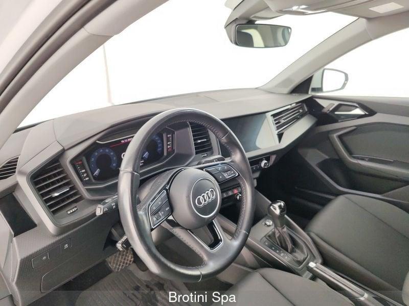 Audi A1 A1 citycarver 30 TFSI S tronic