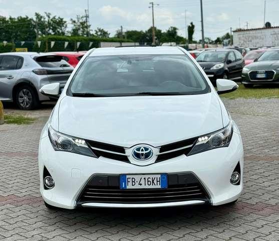 Toyota Auris 5p 1.8h Lounge NEOPATENTATI
