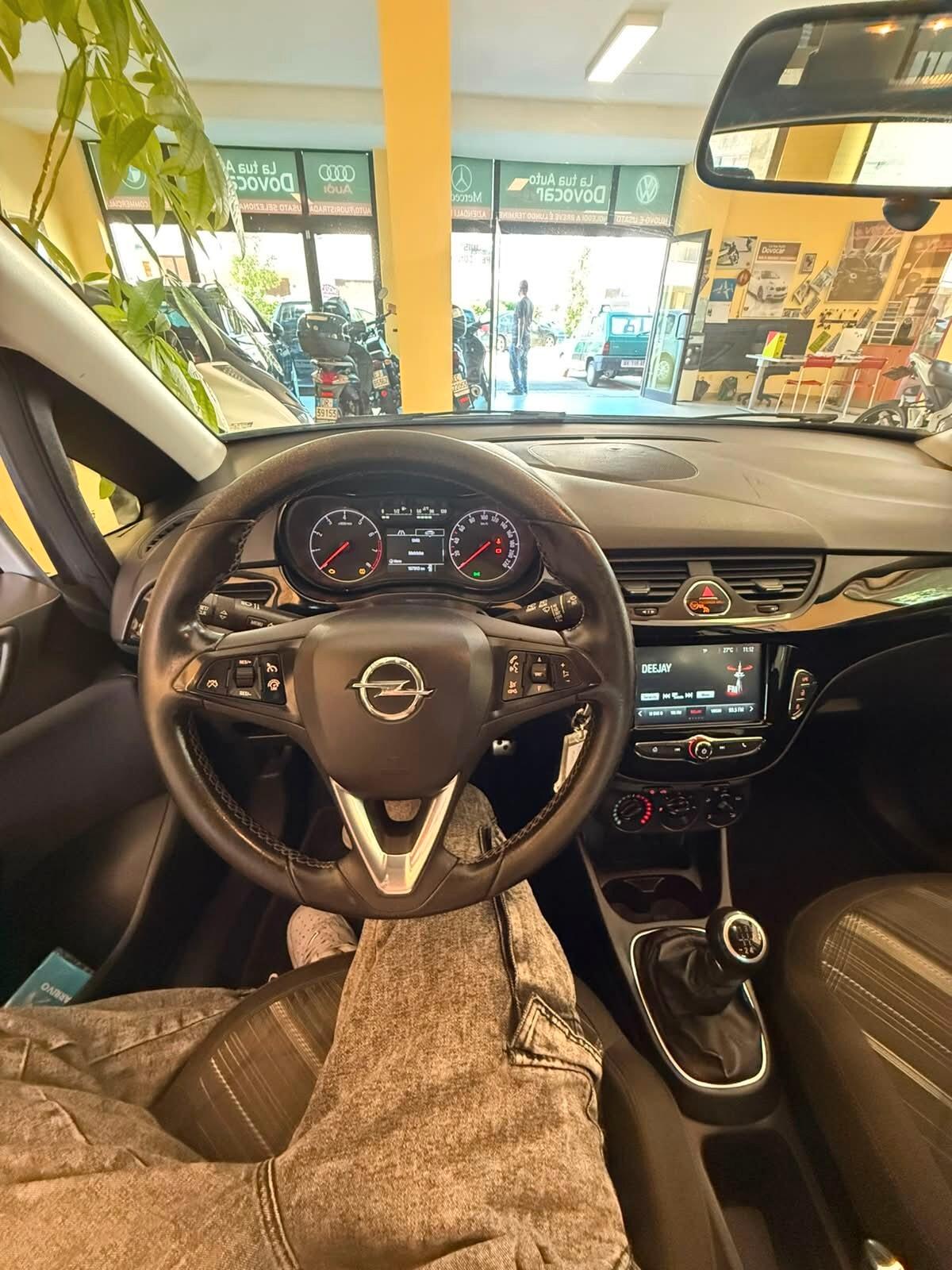 Opel Corsa 1.4 90CV GPL Tech 5 porte b-Color