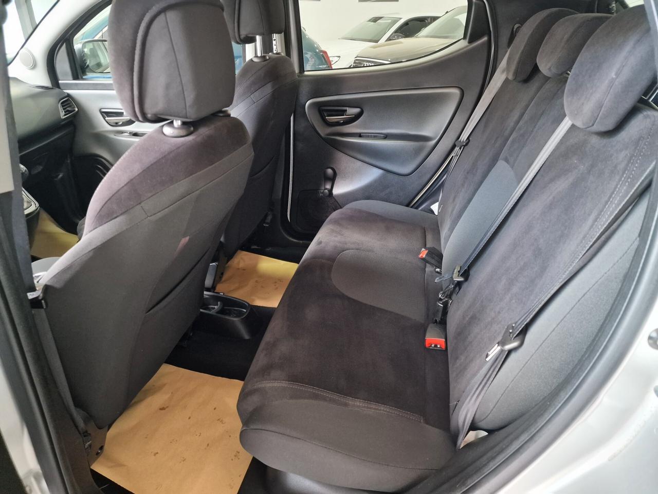 Lancia Ypsilon 1.3 MJT 16V 95 CV 5 porte S&S Gold