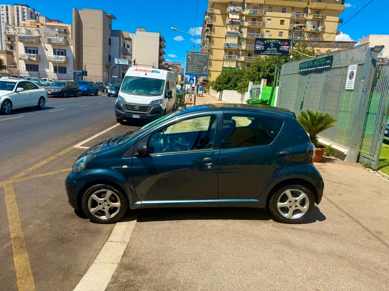 Toyota Aygo 1.0 12V VVT-i 5 porte Now - Anno 2011 -