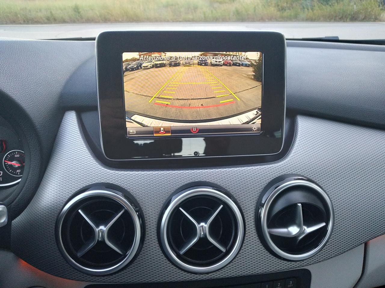 Mercedes-benz B 180 d Automatic Sport