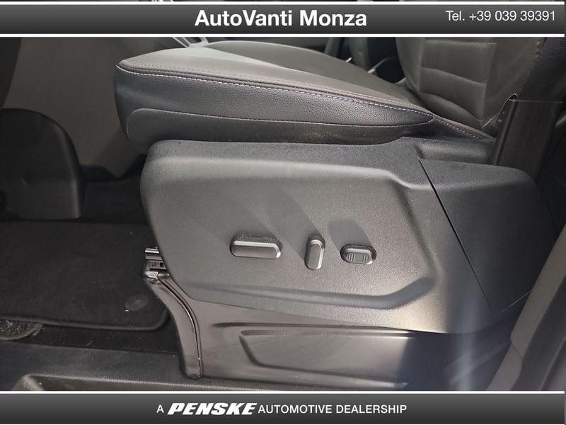Ford Tourneo Custom Tourneo Custom 310 2.0 TDCi 170CV PC Titanium