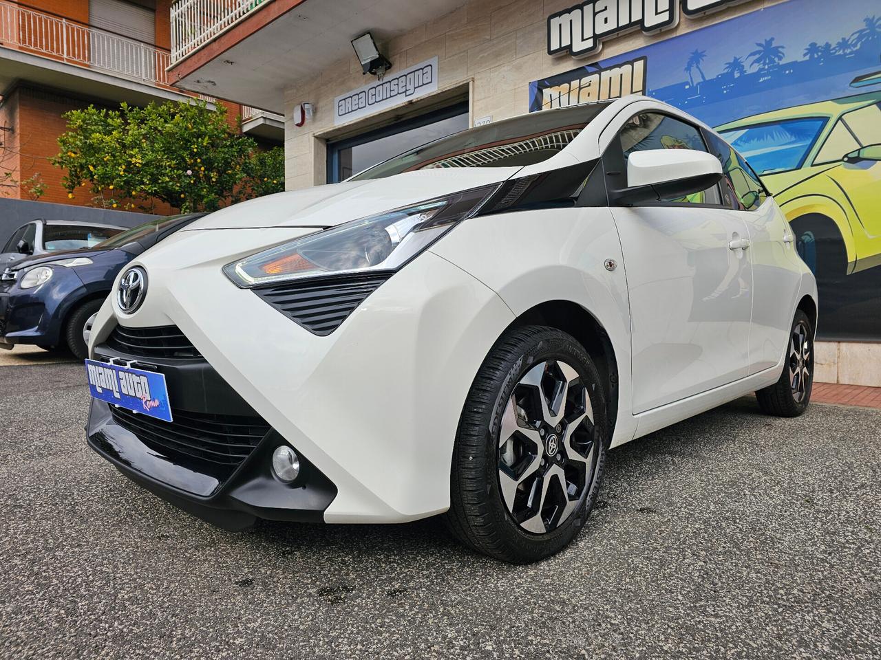 Toyota Aygo Connect 1.0 VVT-i 72 CV 5 porte TEAM D UNIPRO' ANDROID/APPLE CARPLAY NEOPAT OK