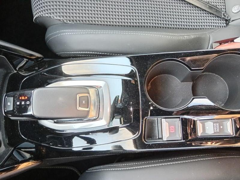 Peugeot 2008 PureTech 130 EAT8 GT S&S aut.