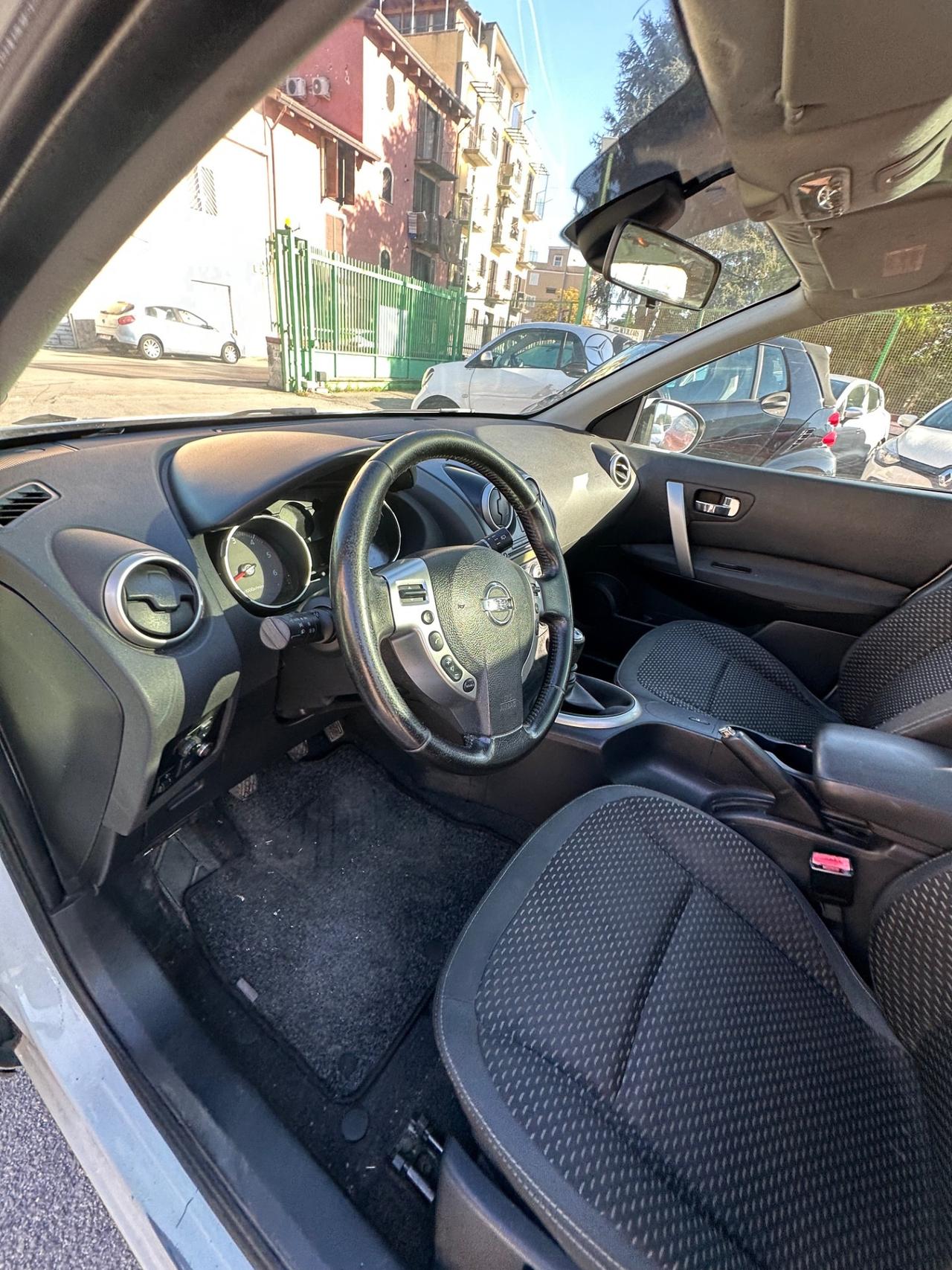 Nissan Qashqai 2.0 dCi DPF Tekna