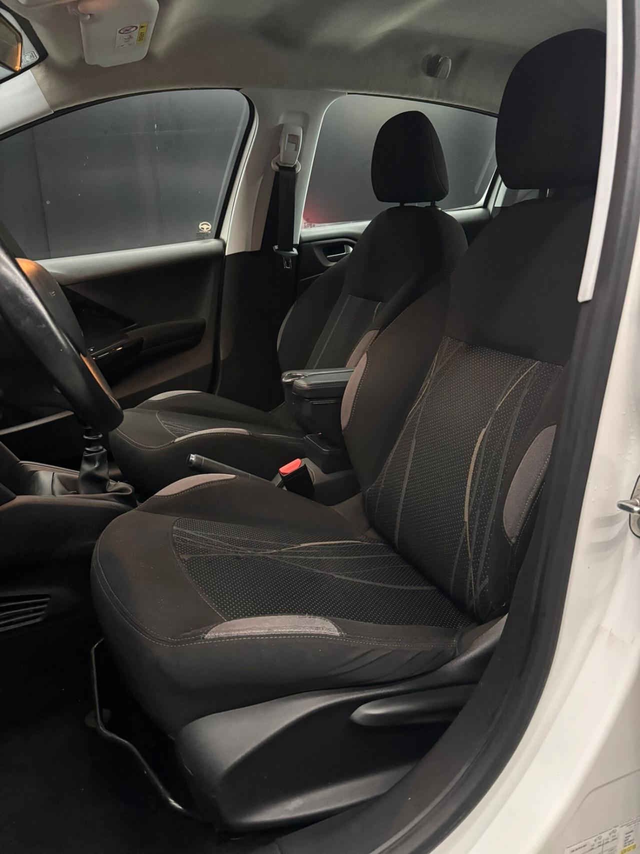 Peugeot 208 1.5 BlueHDi 100 S&S 5 porte Allure