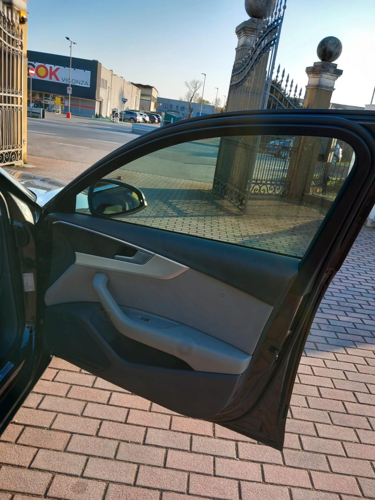 Audi A4 2.0 TDI 150 CV S tronic Business