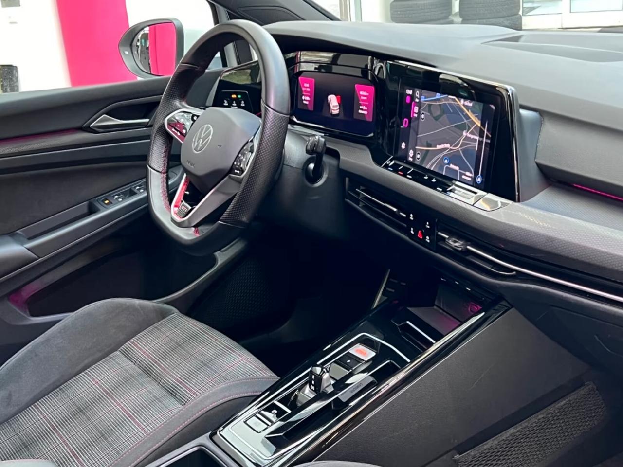 Volkswagen Golf GTI 2.0 TSI DSG TETTO TELECAMERA LED NAVI