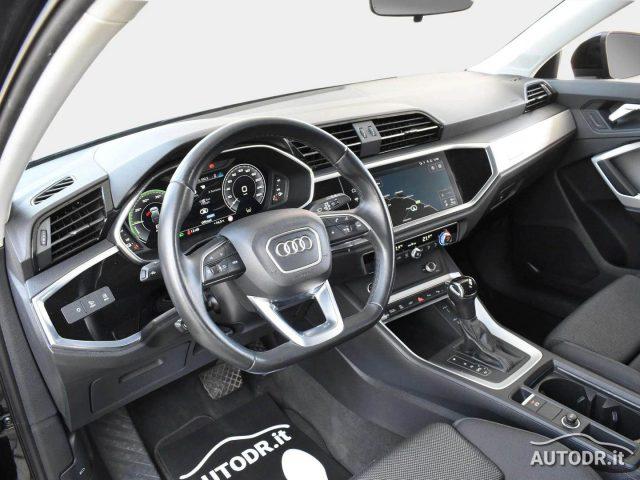 AUDI Q3 SPB 45 TFSIe S-Tronic S-Line LED, Navi, Cerchi 19"