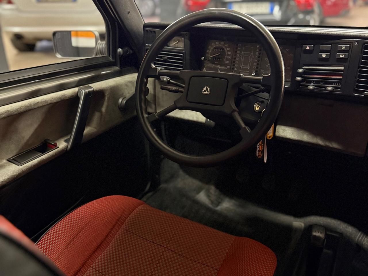 MAGNIFICA AUTOBIANCHI Y10 TURBO IN CONDIZIONI DA VETRINA CONSOLI 63.348 KM