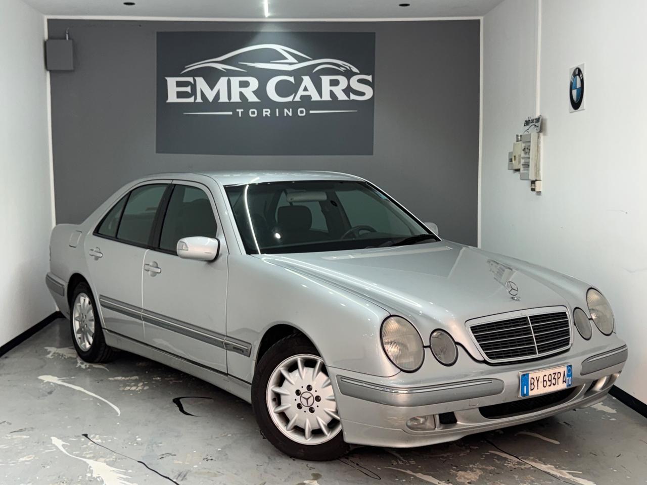 Mercedes-benz E 270 CDI cat Elegance