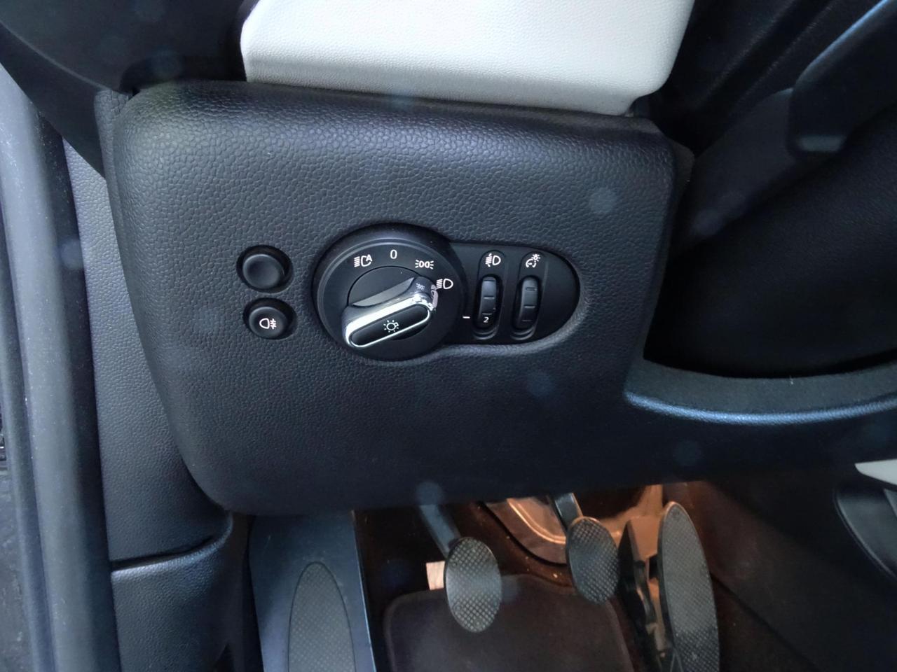 MINI Mini 1.5 Cooper Classic Cabrio