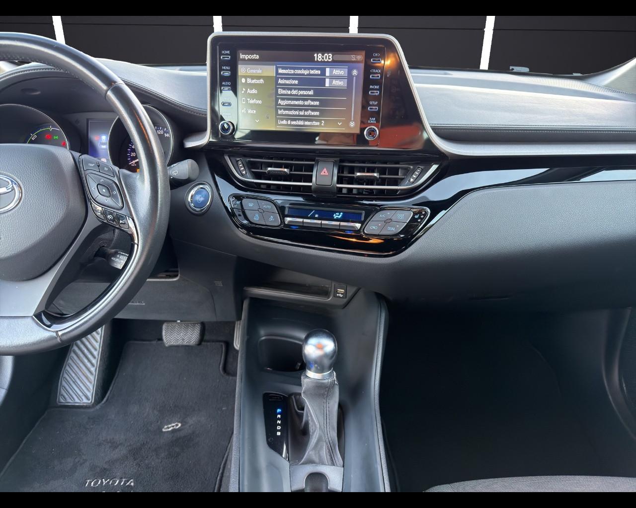 TOYOTA C-HR (2016-2023) - C-HR 1.8 Hybrid E-CVT Lounge