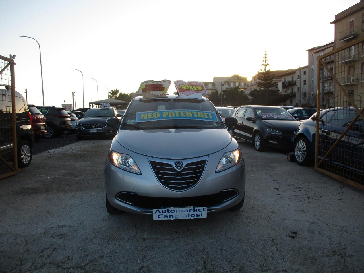 Lancia Ypsilon 1.2 69 CV 5 porte UNICO PROPIETARIO