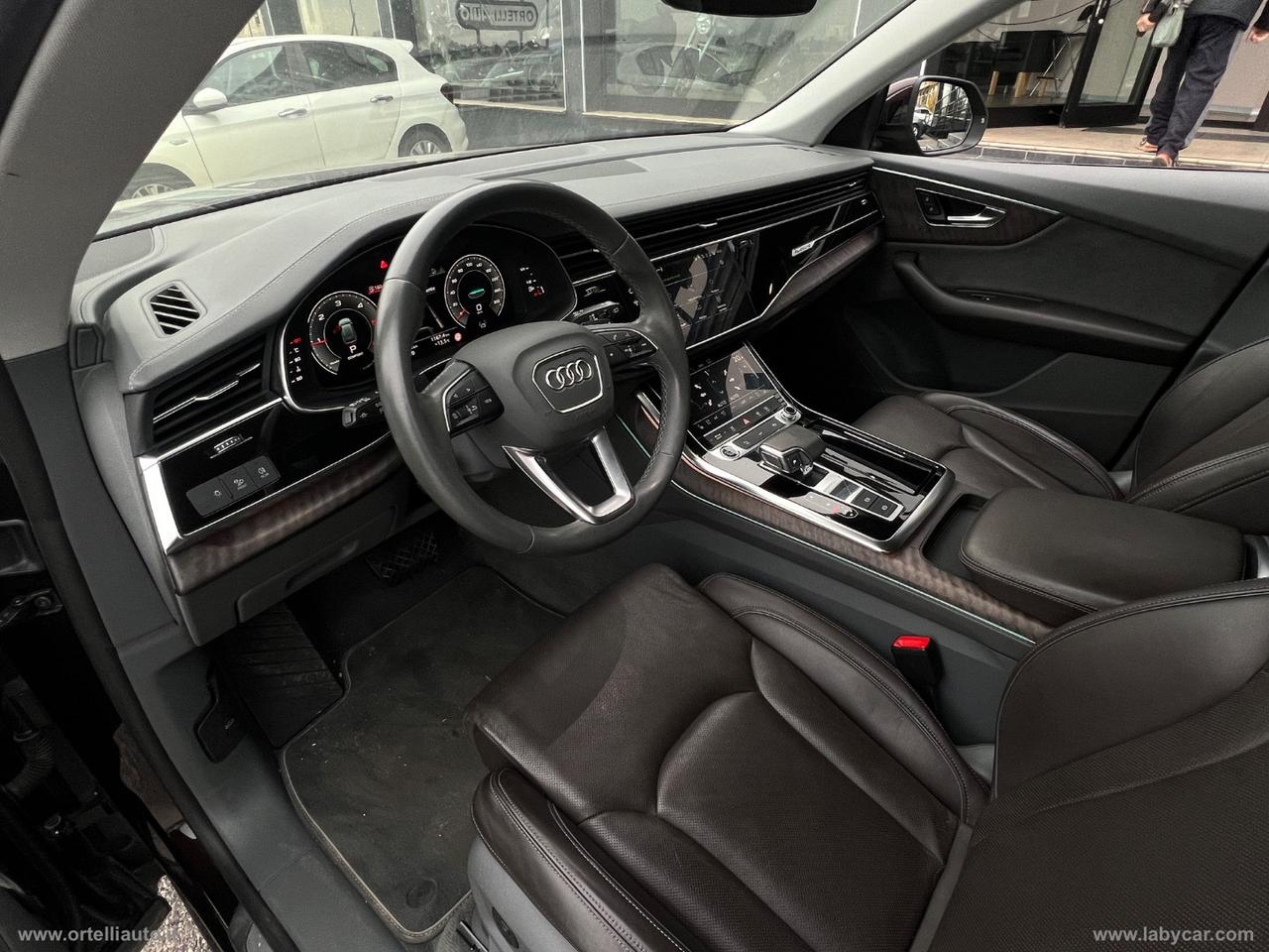 AUDI Q8 45 TDI quattro tiptronic