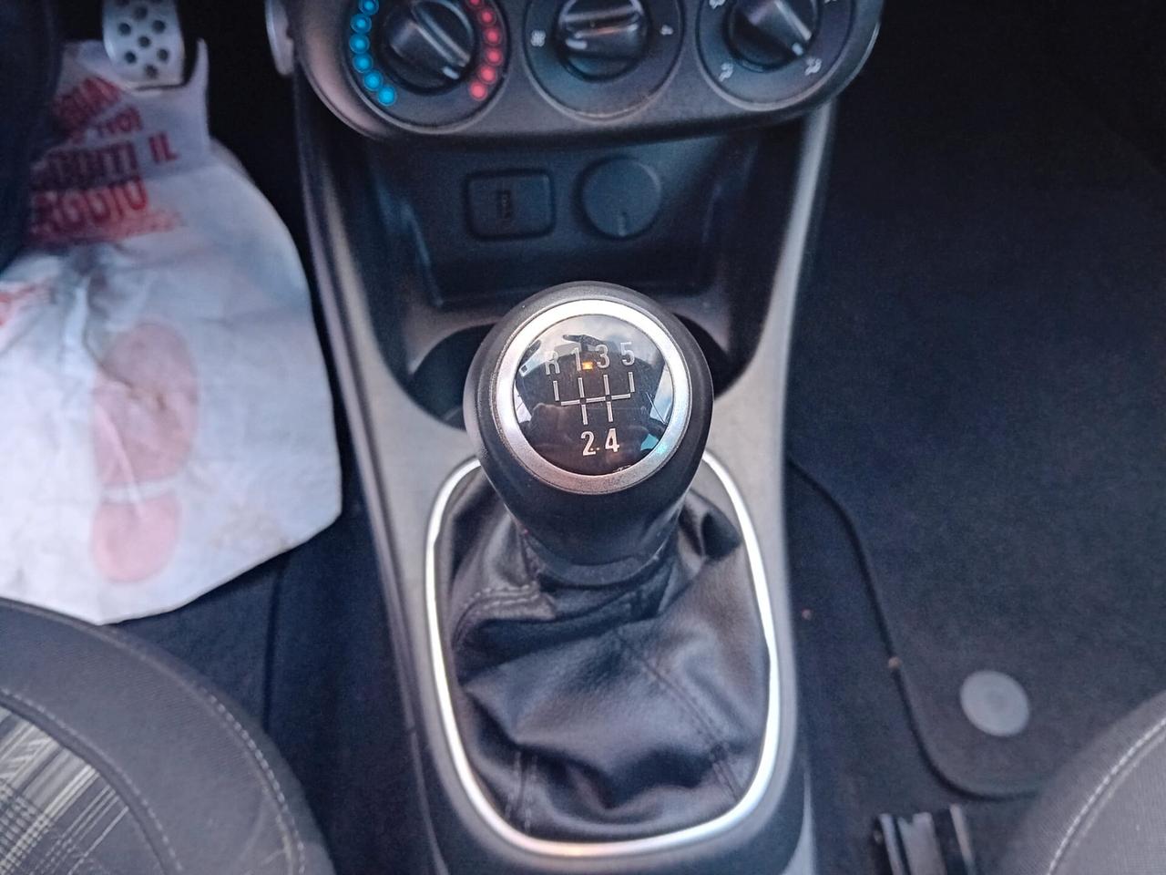 Opel Corsa 1.4 90CV GPL Tech 5 porte Innovation