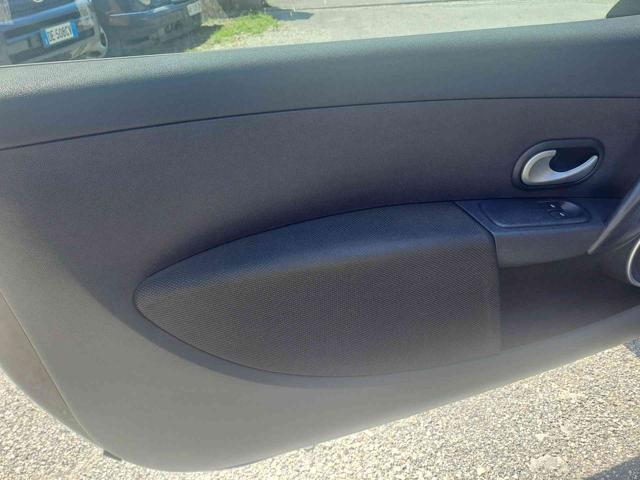 RENAULT Clio 1.5 dCi 85CV 3 porte Rip Curl
