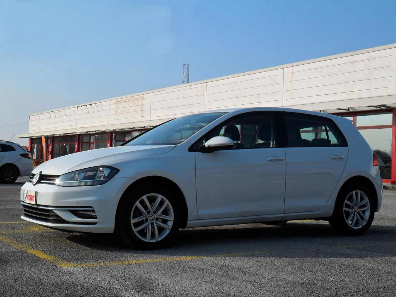 Volkswagen Golf 1.6 TDI 5p. Business BlueMotion Technology