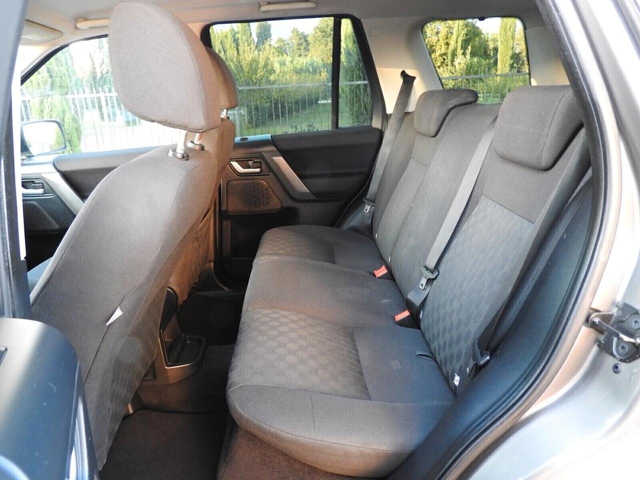 Land Rover FREELANDER 2