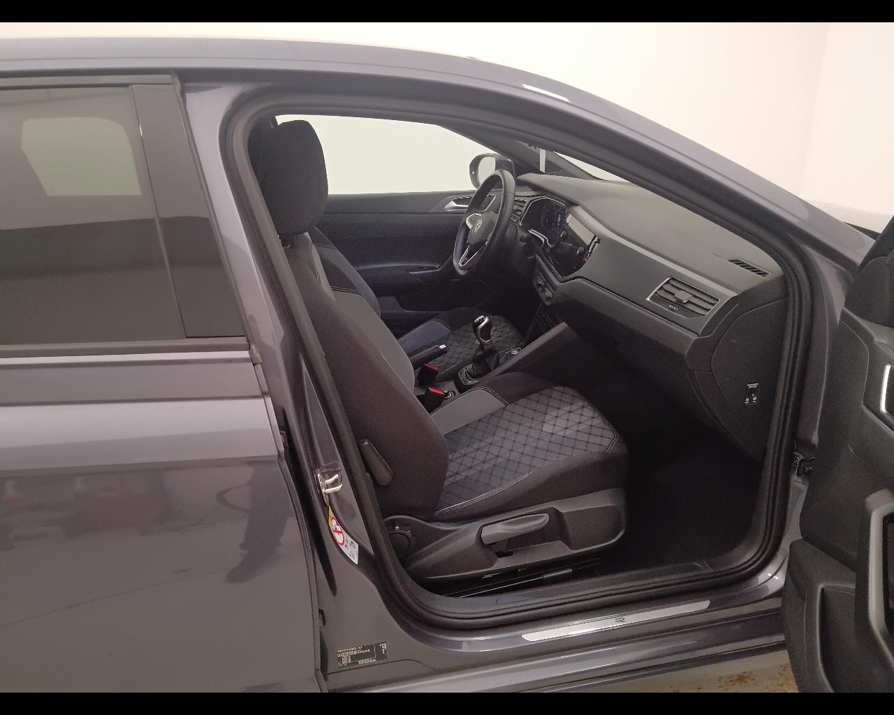 VOLKSWAGEN Taigo - Taigo 1.0 tsi R-Line 110cv