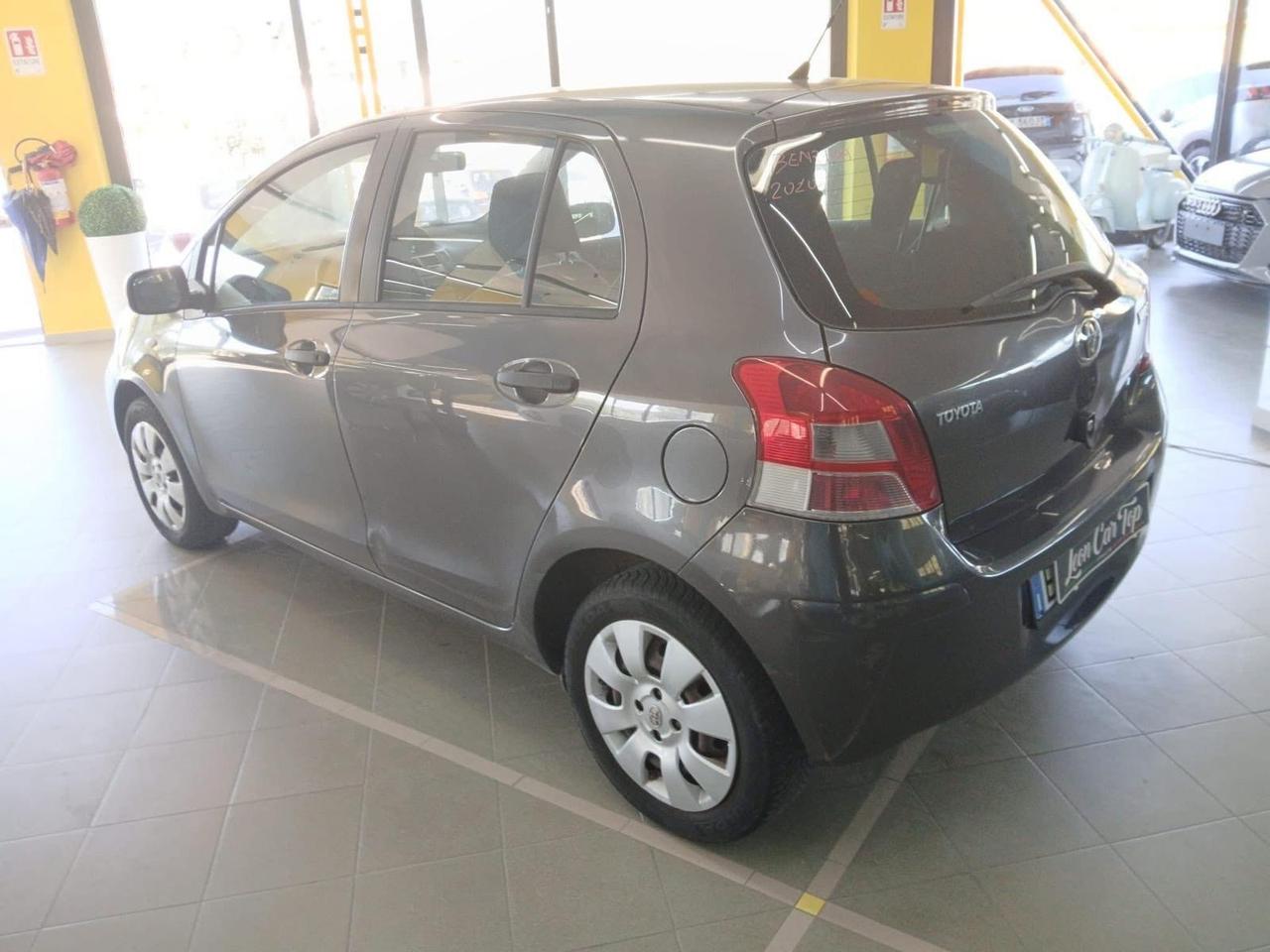 Toyota Yaris 1.0 5 porte garantita 12 mesi