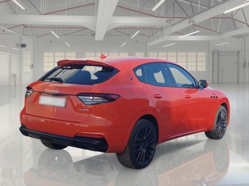 MASERATI LEVANTE 3.0 V6 424 CV F-TRIBUTO Q4 AUTO SUV